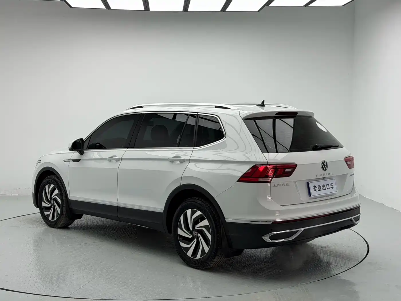 Volkswagen Tiguan L 2023 280TSI 2WD Trend Limited Edition фото 6