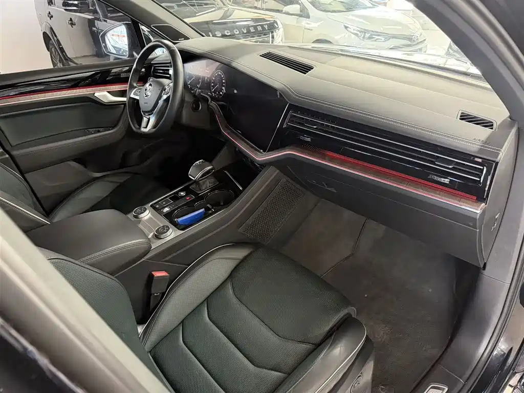 Volkswagen Touareg 2019 3.0TSI Sharp Wisdom Edition China V фото 8