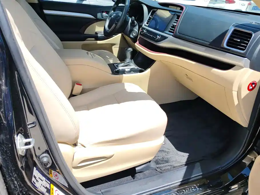 Toyota Highlander 2017 2.0T 2WD Elite 7-Seater фото 8