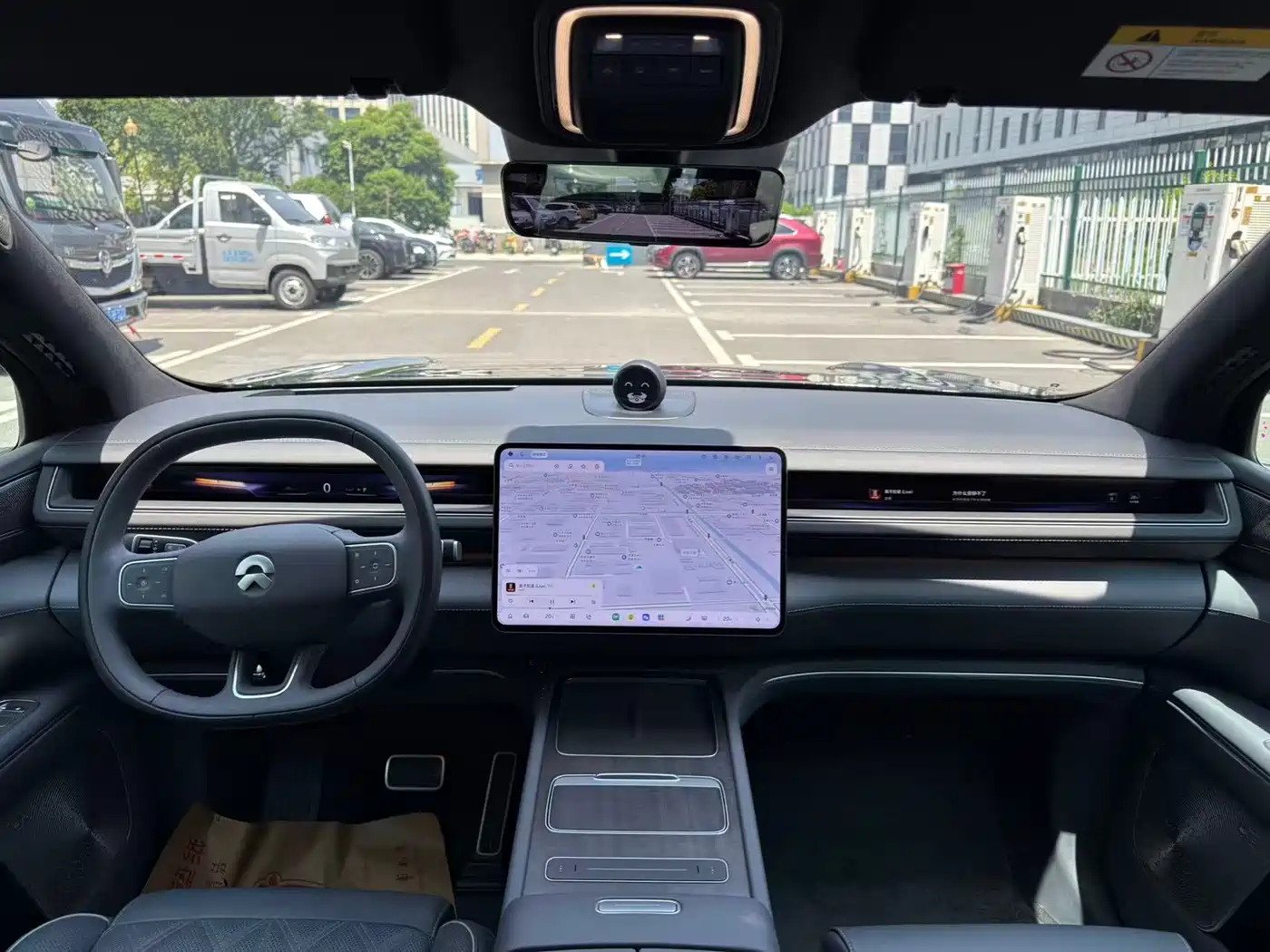NIO ES8 2025 Base Model 7-Seater фото 11
