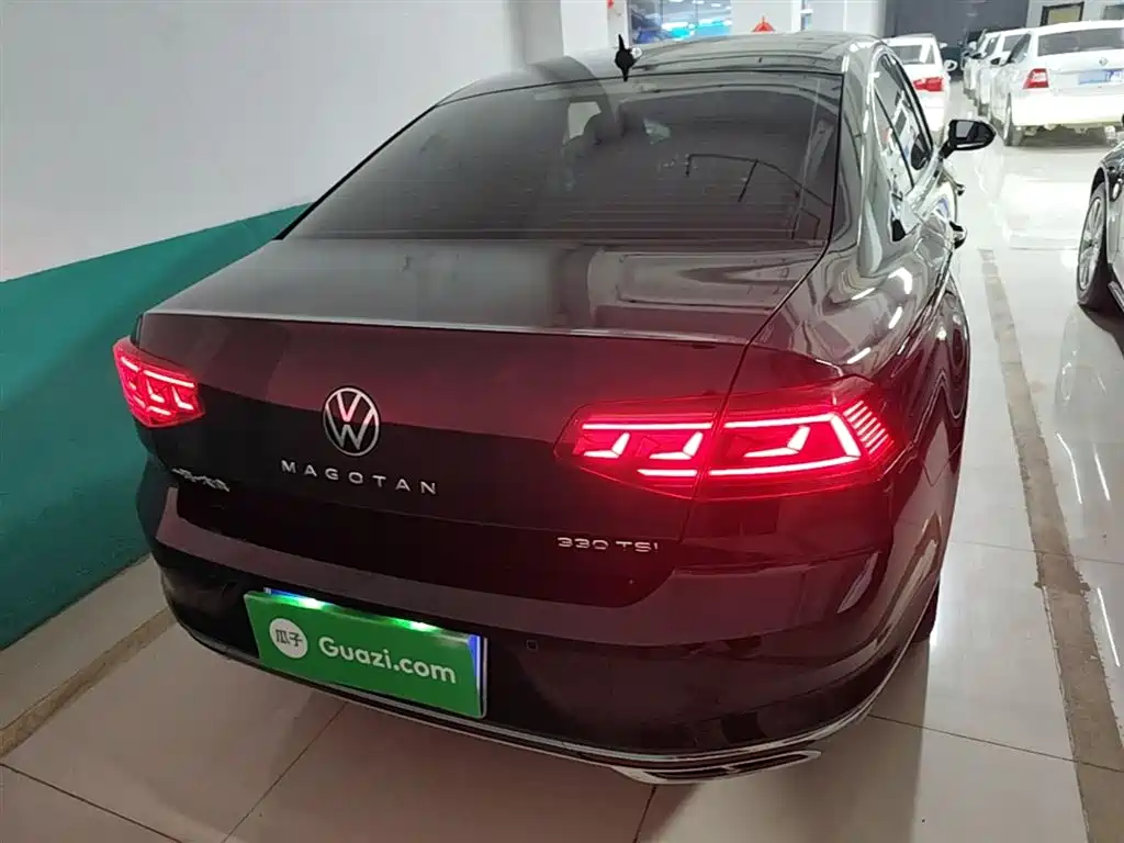 Volkswagen Magotan 2023 Model 2 Million Commemorative Edition 330TSI DSG Luxury фото 4