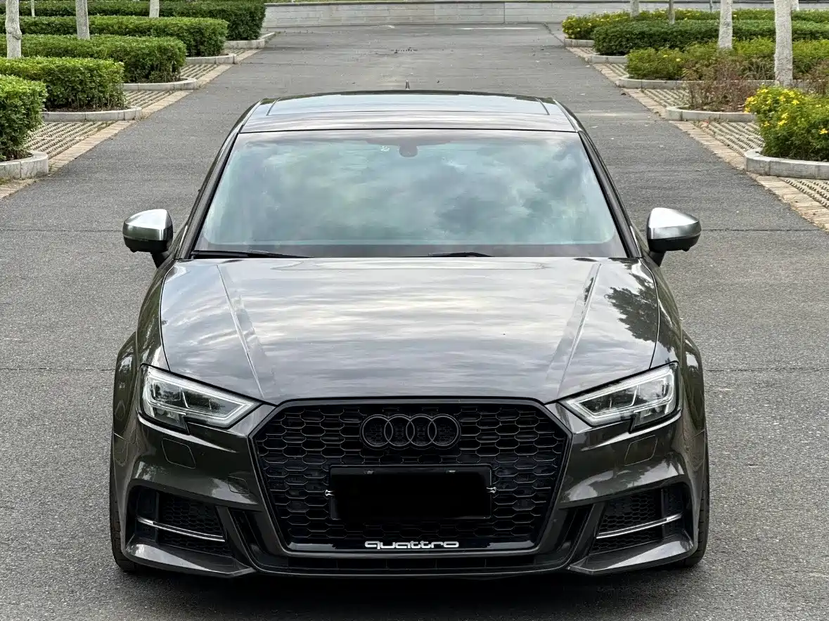 Audi S3 2017 Facelift S3 2.0T Limousine фото 2