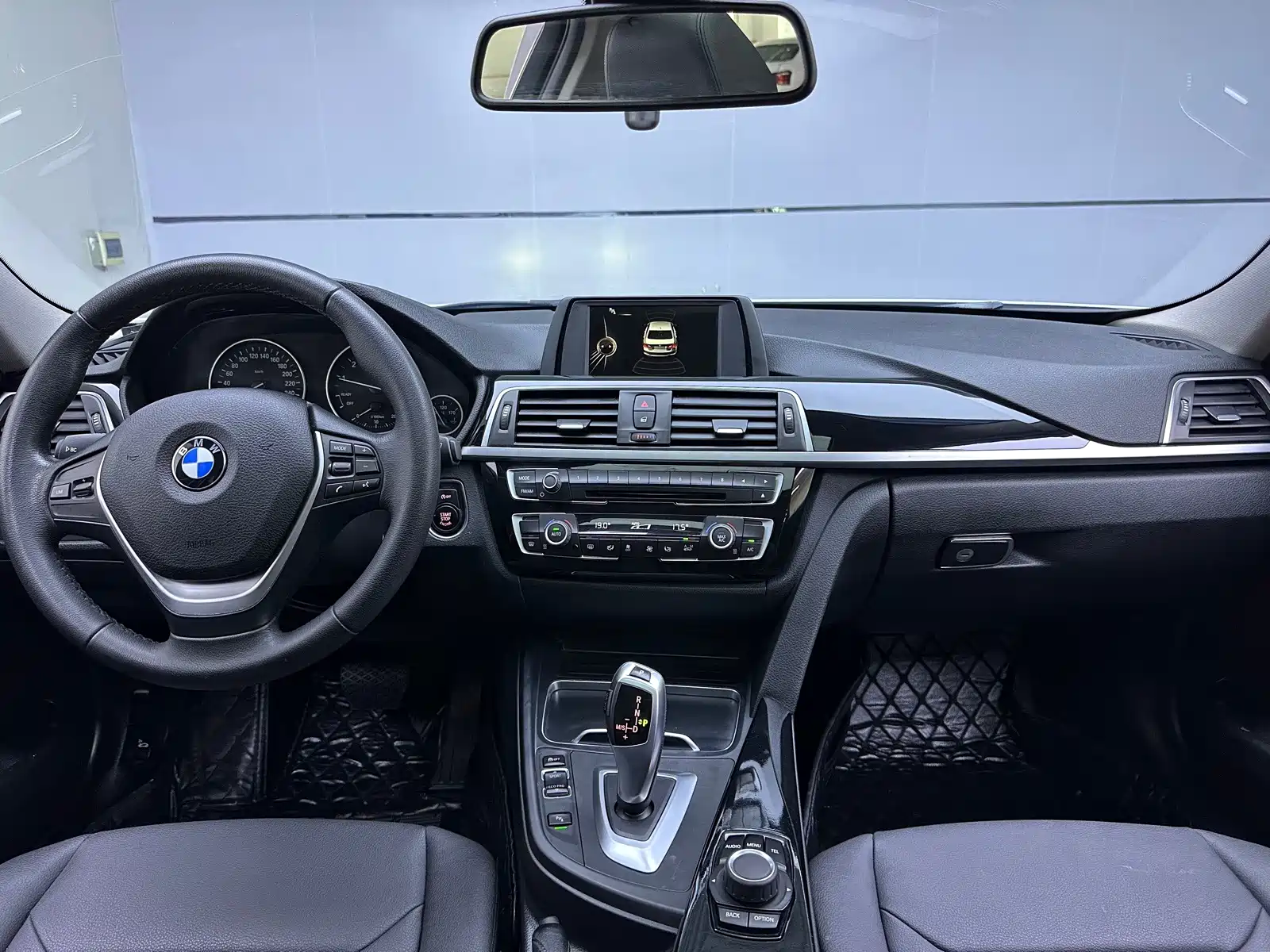 Фото 7 - BMW 3 Series