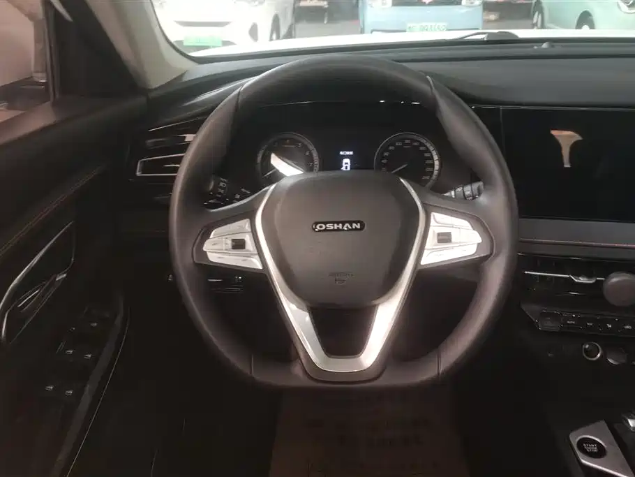 CHANGAN CHANGAN AUCHAN X7 PLUS