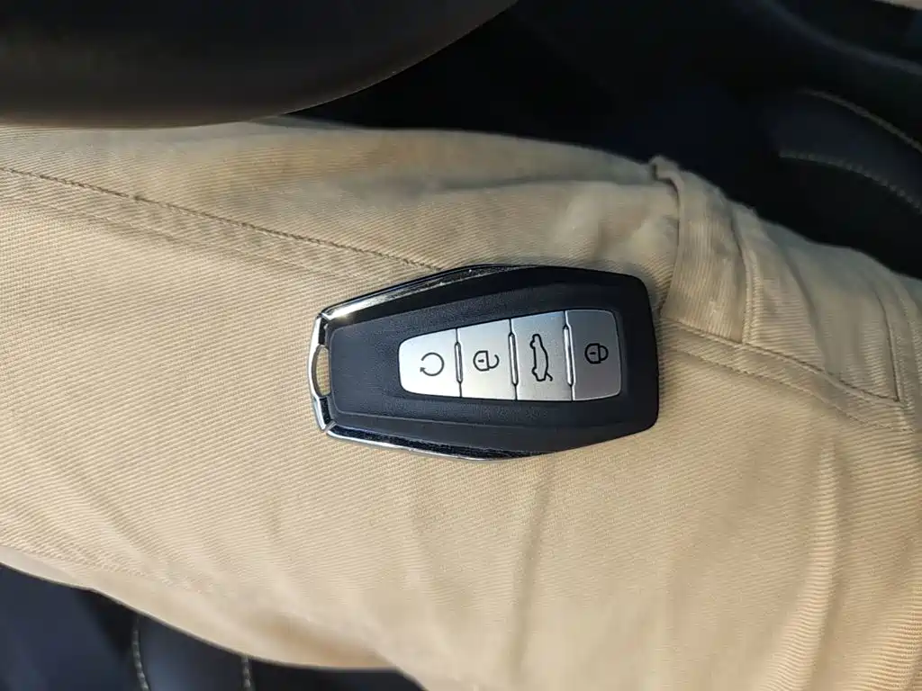 Фото 9 - Geely Preface