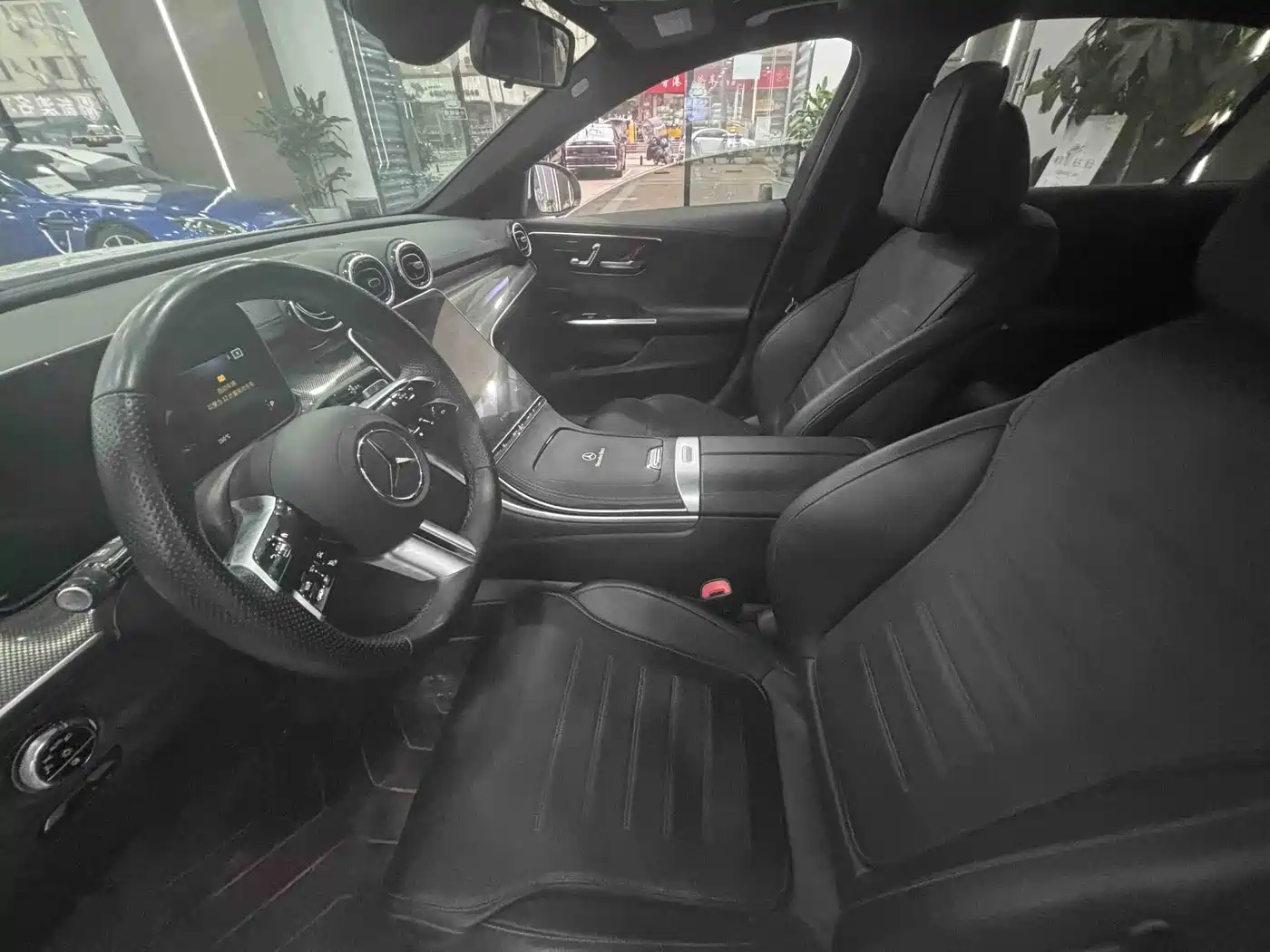 Mercedes-Benz C-Class 2023 C 200 L Sport фото 6