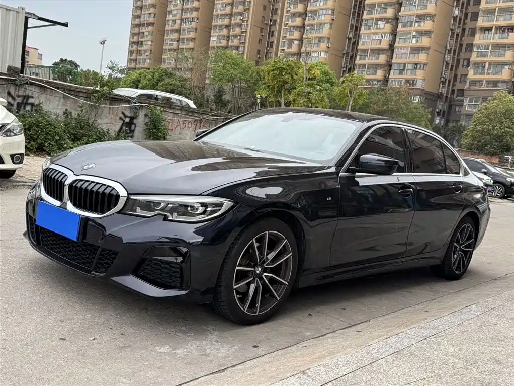 BMW 3-SERIES