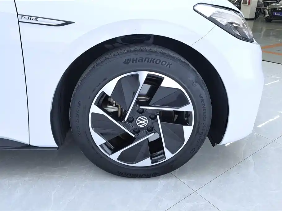 Volkswagen ID.3 2023 Upgraded Pure Intelligence Edition фото 6