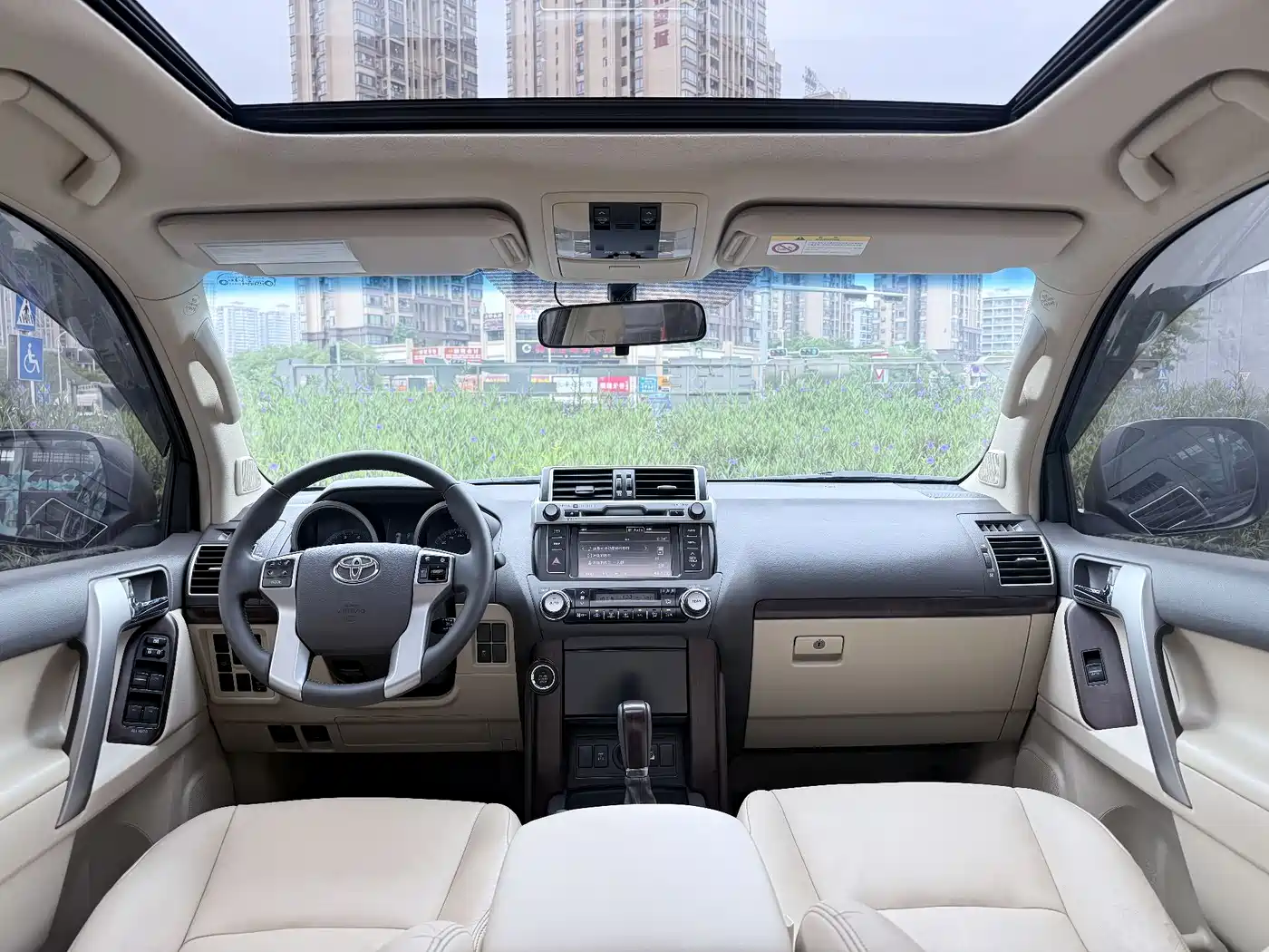 Toyota Prado 2014 4.0L Automatic TX-L NAVI фото 9