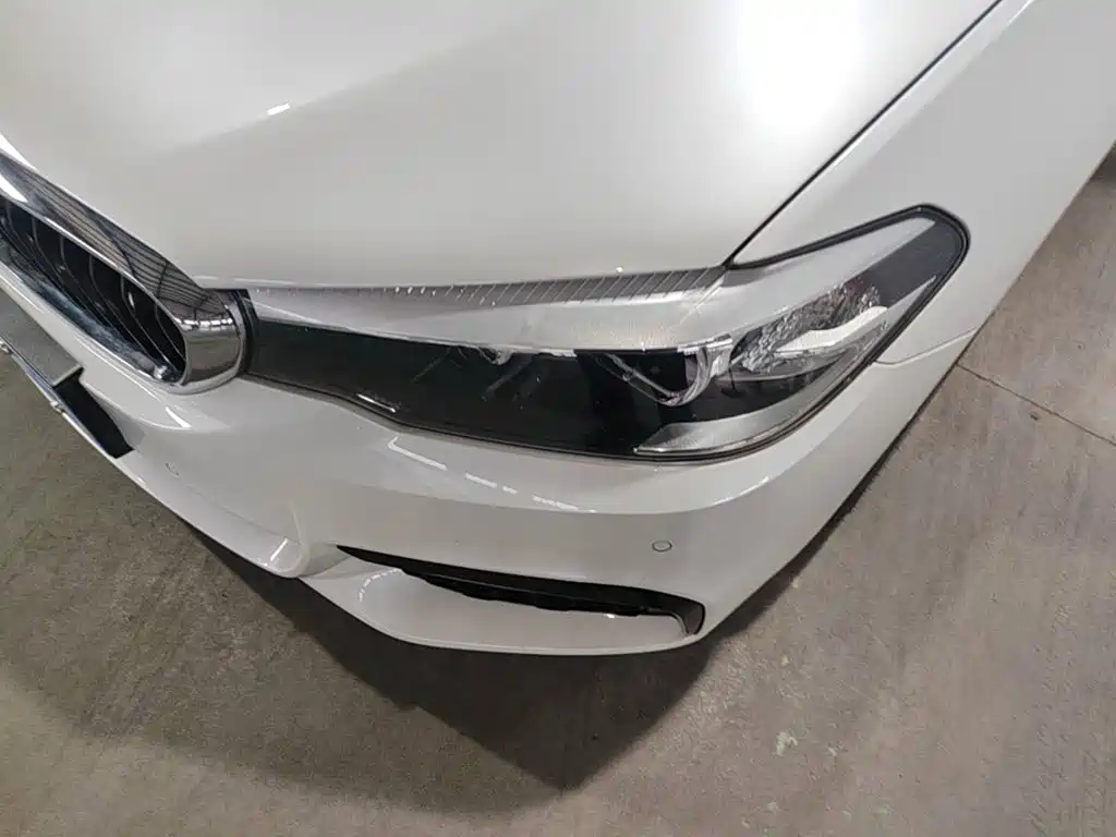 Фото 24 - BMW 5 Series