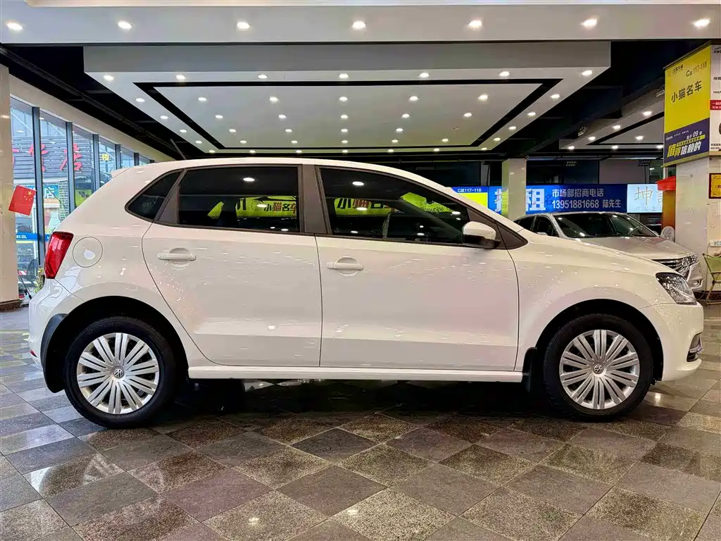 Volkswagen Polo 2018 1.5L Auto Comfort фото 10