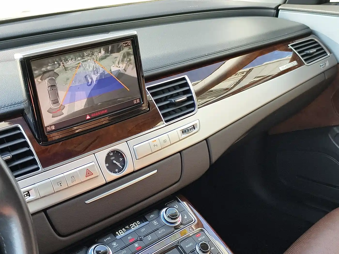 Audi A8 2012 A8L 50 TFSI quattro Luxury фото 13