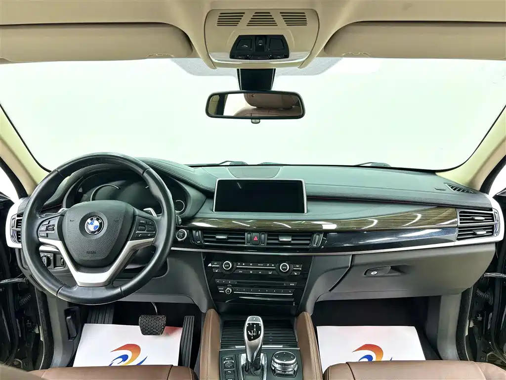 BMW X6 2015 xDrive35i Luxury Model фото 6