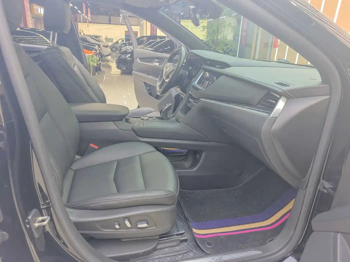 Cadillac XT5 2022 2.0T 2WD Luxury фото 16