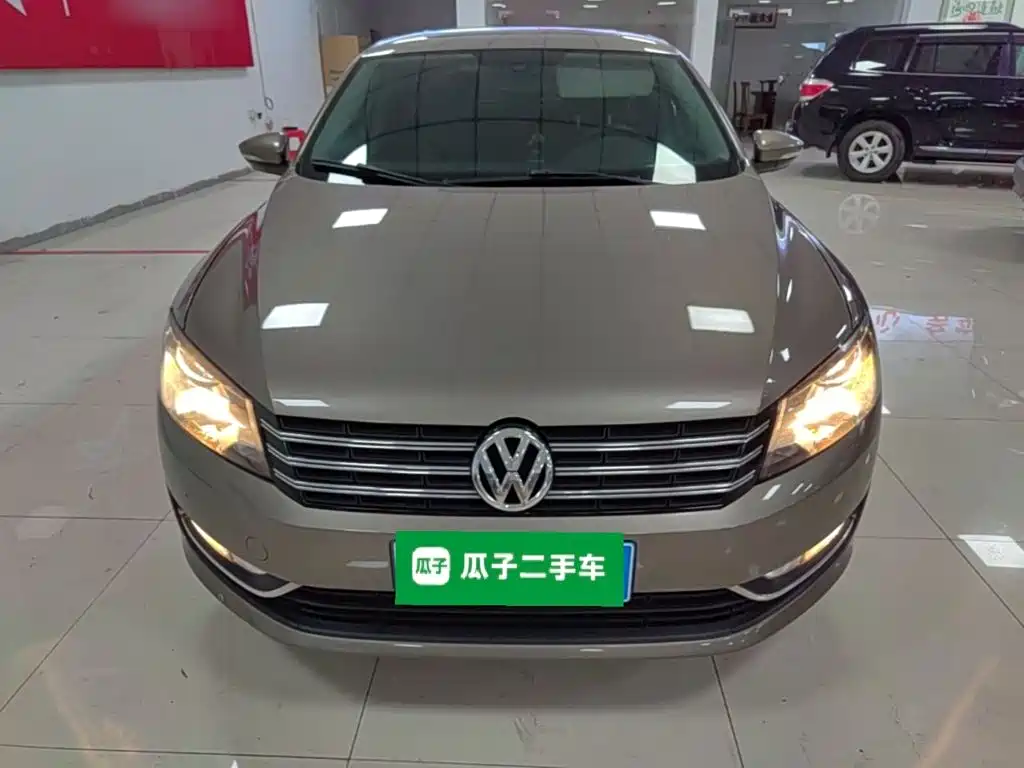 Фото 3 - Volkswagen Passat