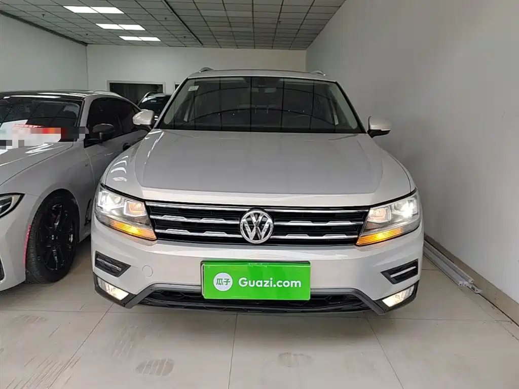 Volkswagen Tiguan L 2018 330TSI Automatic 2WD Luxury Edition фото 3