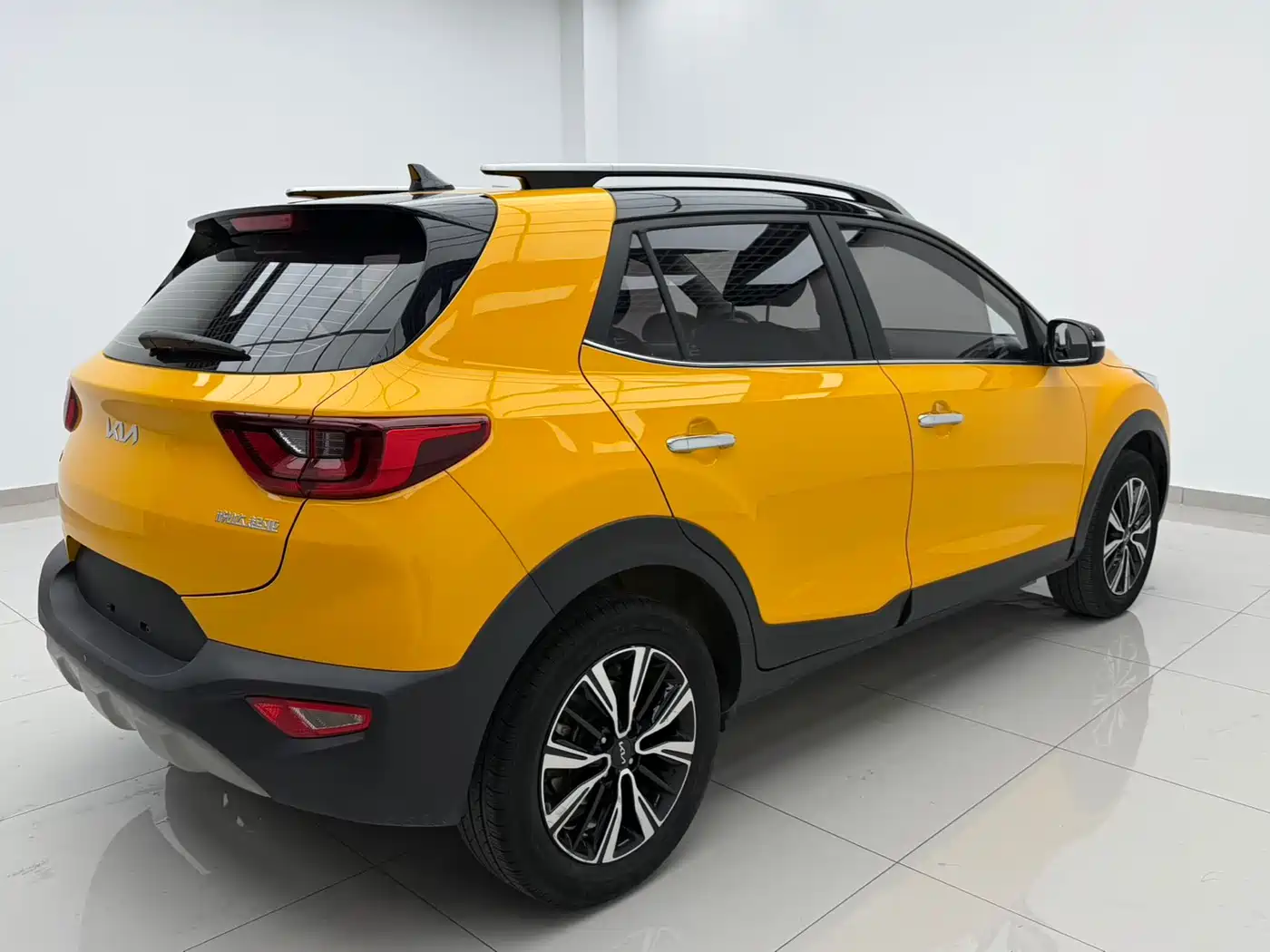 Kia KX1 2021 1.4L CVT Fun Sunroof Version фото 6
