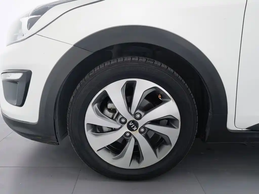 Kia KX CROSS 2019 2019 1.6L Automatic Smart Sunroof Edition China V