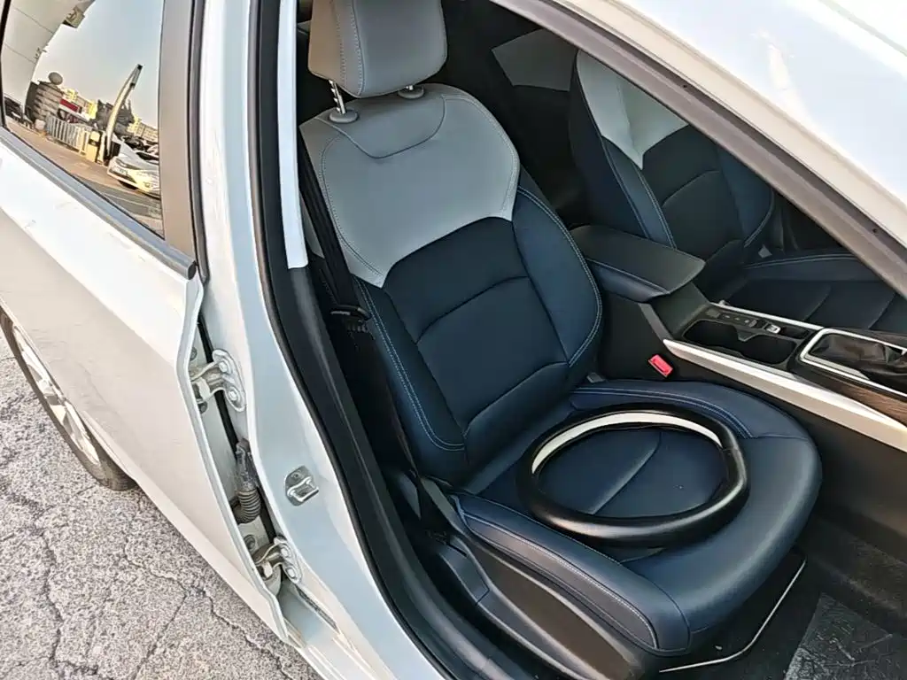Chevrolet Monza 2024 2024 1.5L Dual-Clutch Delight Edition