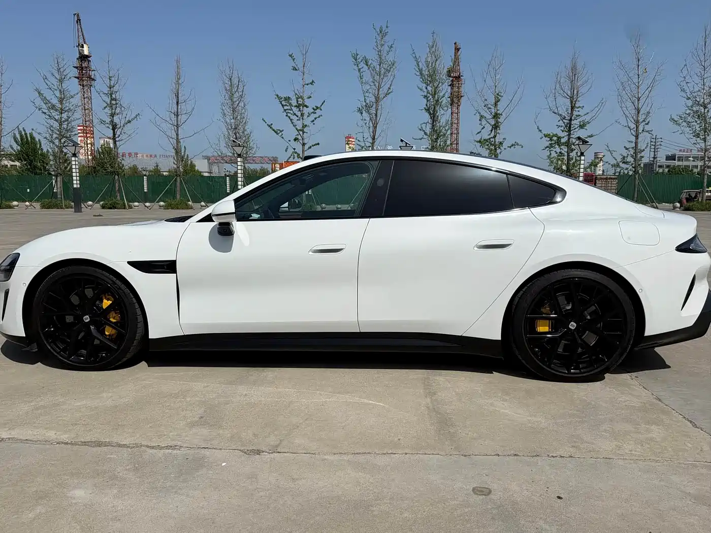 Xiaomi Auto Xiaomi SU7 2024 RWD Ultra Long Range Advanced Smart Driving Pro Edition фото 9