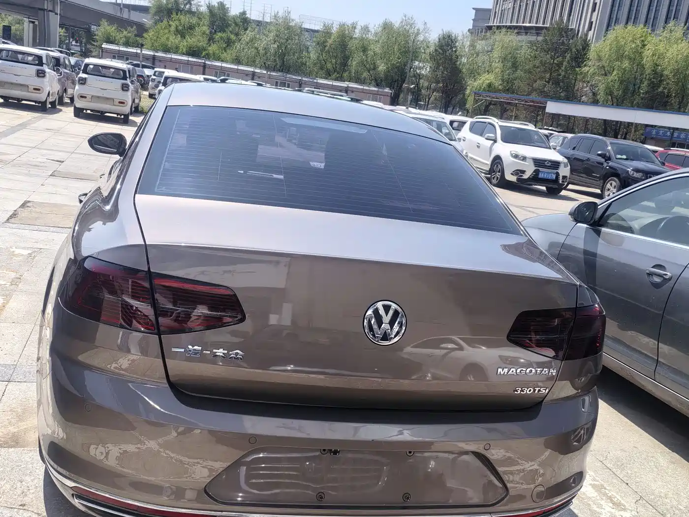 Volkswagen Magotan 2017 330TSI DSG Leading фото 6