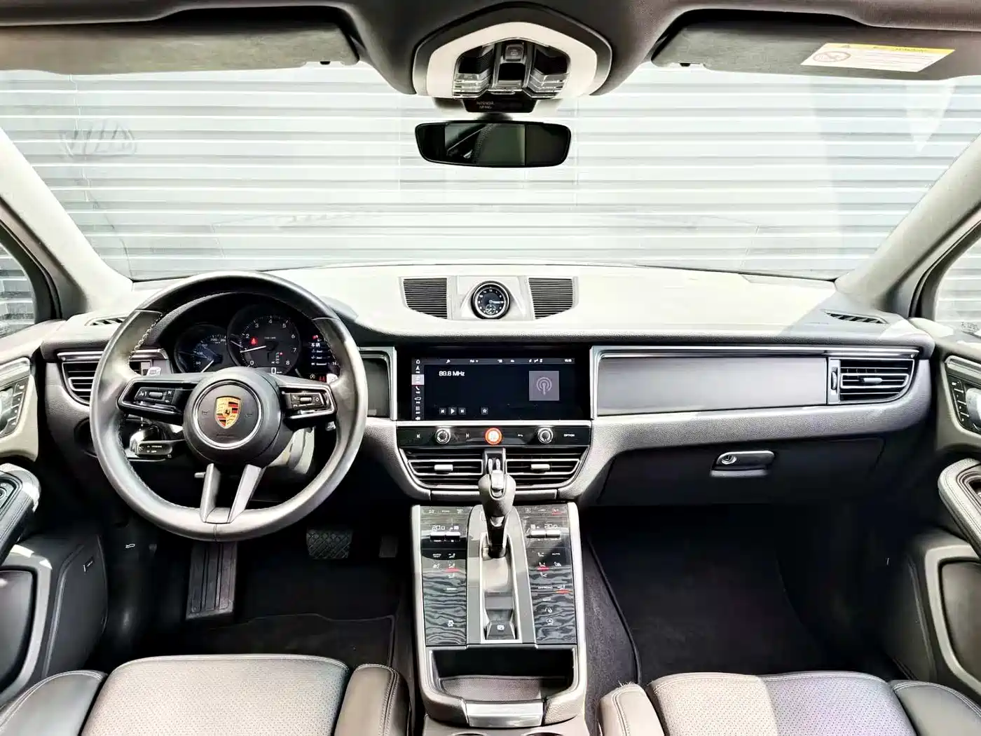 Porsche Macan 2022 Macan 2.0T фото 11