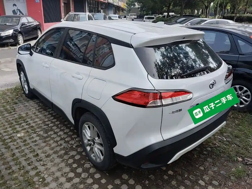 Toyota Corolla Cross 2022 2.0L Elite Edition фото 5