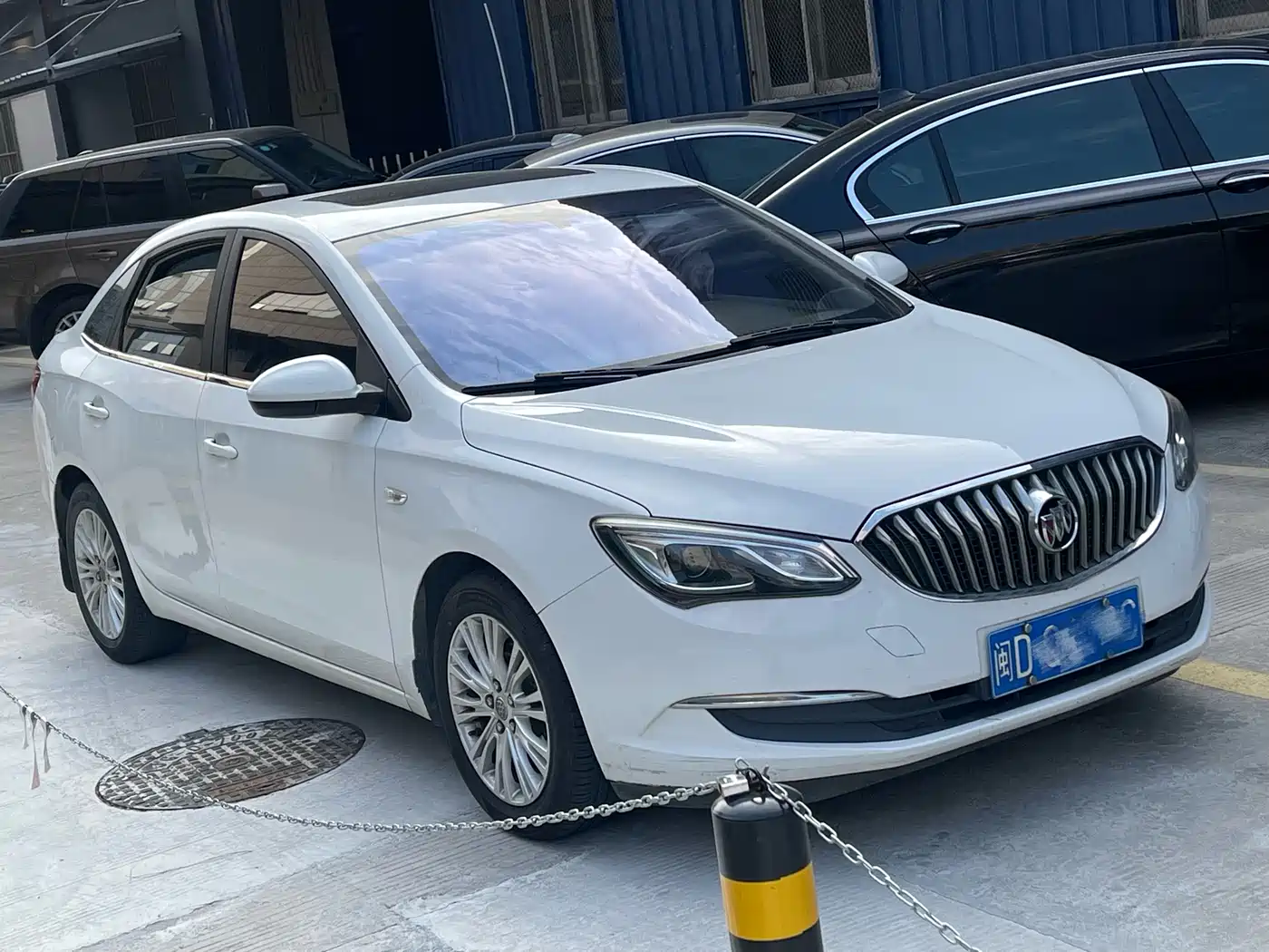 Buick Excelle 2016 15N Automatic Elite фото 3