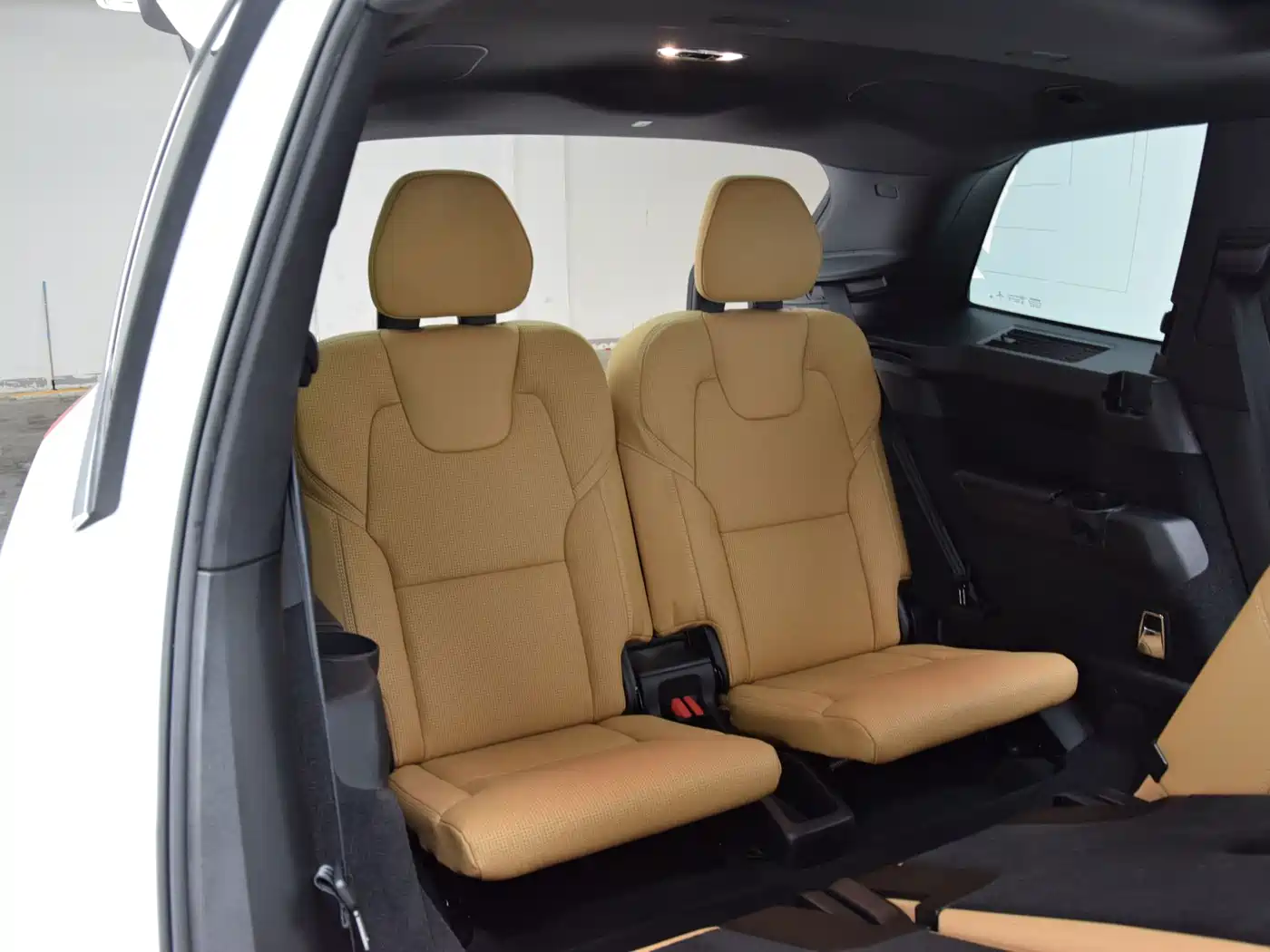 Photo 22 - Volvo XC90