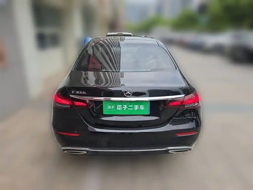 Mercedes-Benz E-Class 2022 Second Facelift E 300 L Premium фото 3