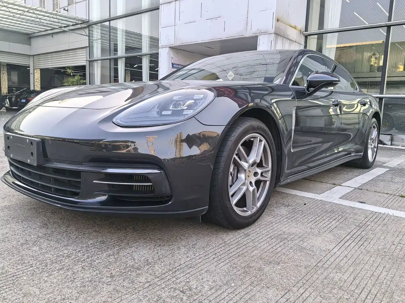 Porsche Panamera 2019 Panamera 4 Executive Long Wheelbase 2.9T