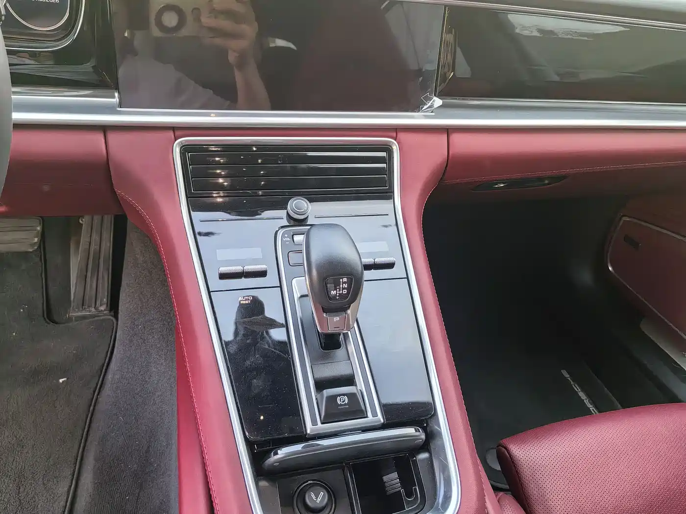 Porsche Panamera 2019 Panamera 4 Executive Long Wheelbase 2.9T фото 12