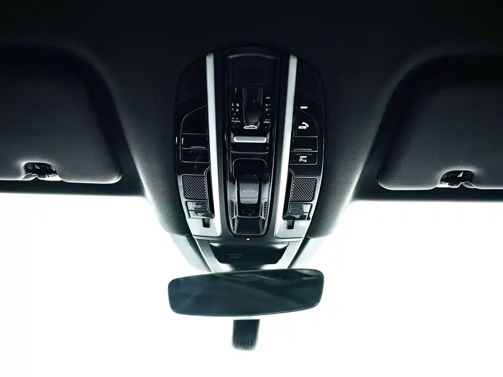 Porsche Cayenne New Energy 2019 Cayenne E-Hybrid 2.0T фото 22