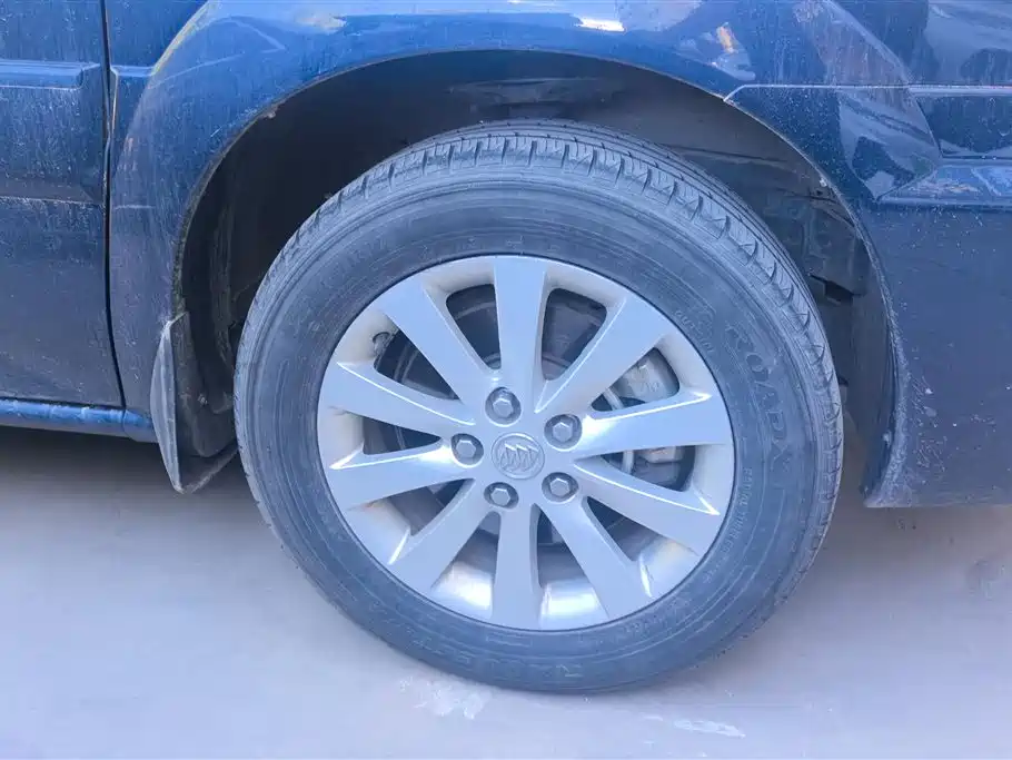Buick GL8 2014 2.4L Classic Edition фото 6