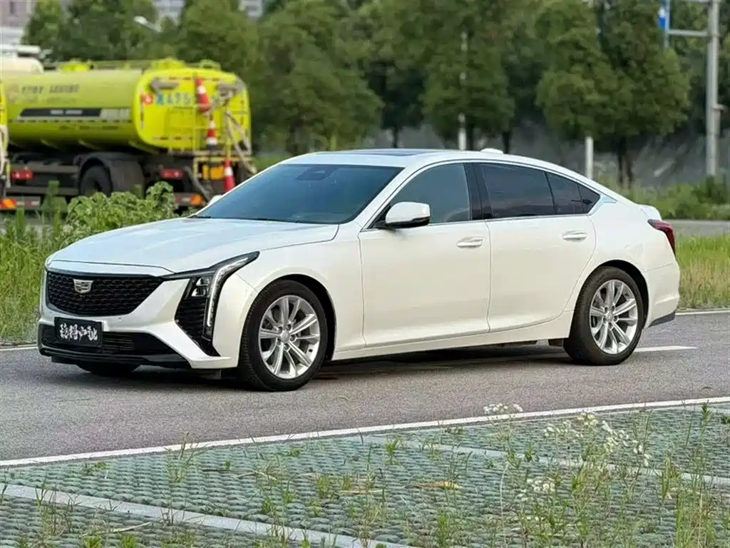 Cadillac CT5 2024 28T Luxury Model Pro