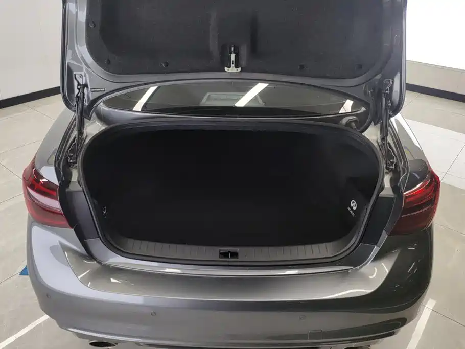 Infiniti Q50L 2024 2022 2.0T Leisure Edition