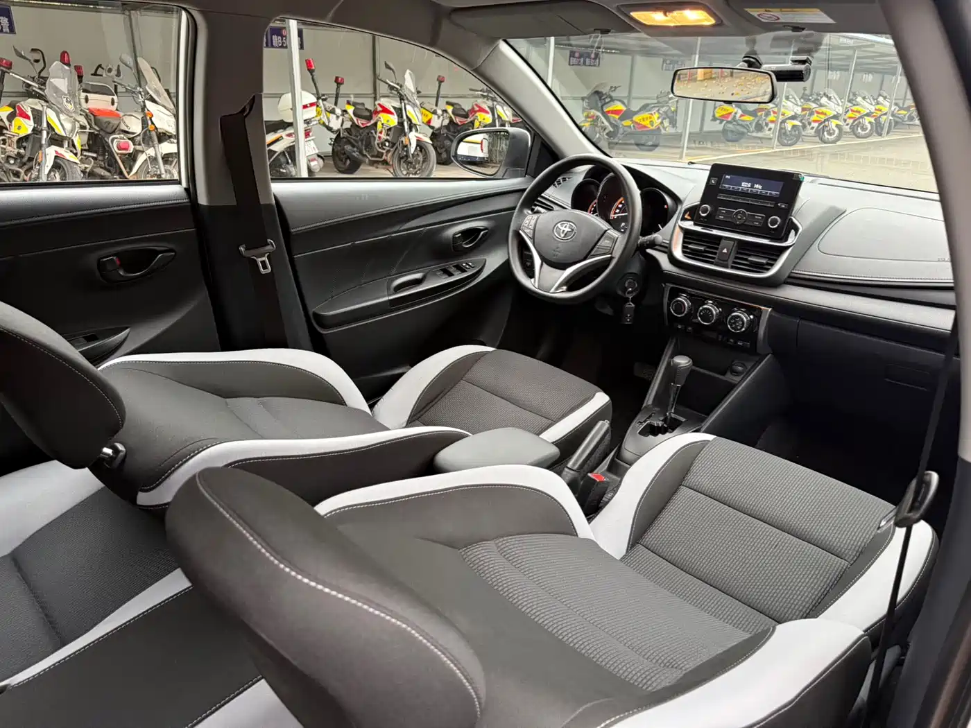 Toyota YARiS L Zhi Xuan 2022 Zhi Xuan X 1.5L CVT Leading PLUS Edition фото 14