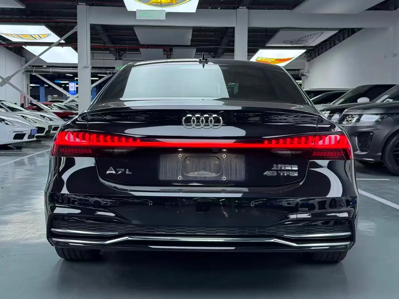 Audi A7L 2024 45TFSI S-line Dream Edition Crystal Package фото 17