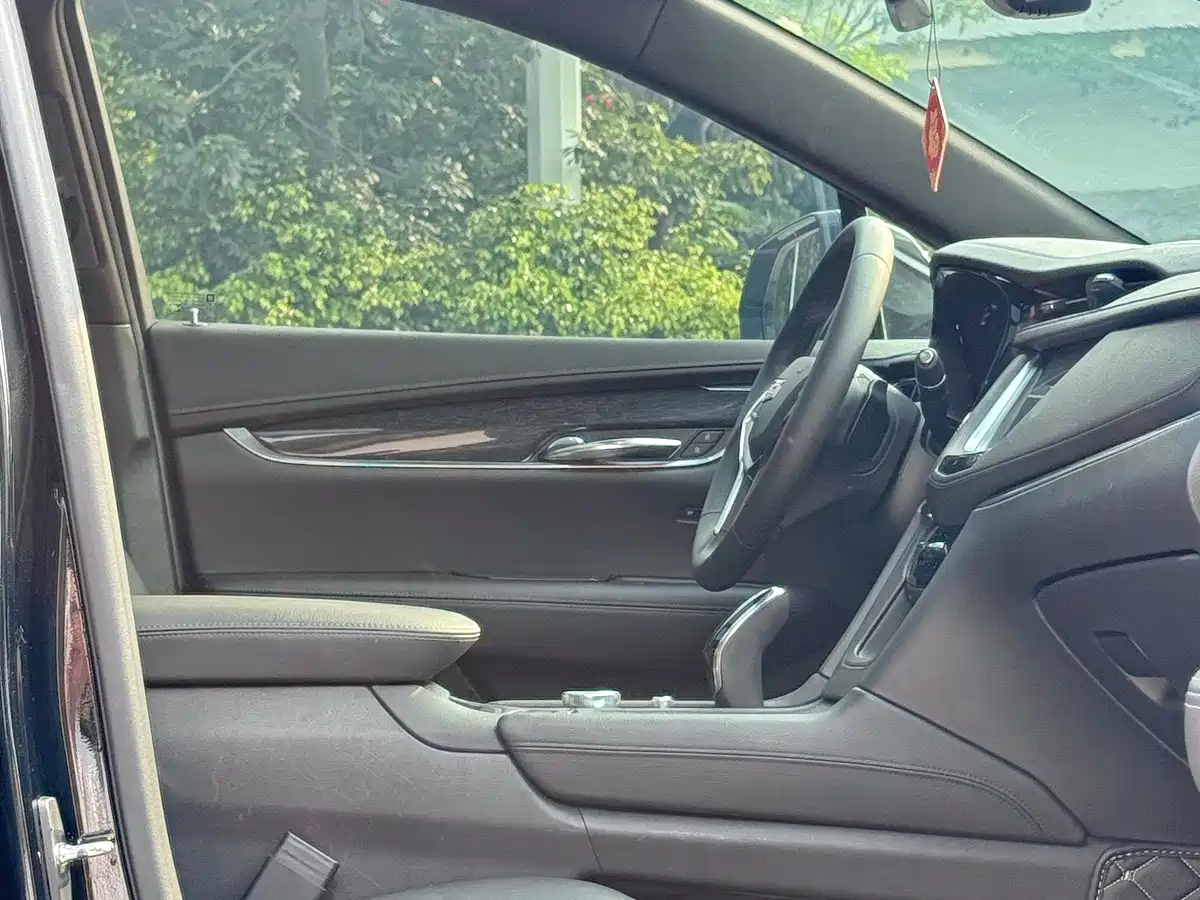 Cadillac XT5 2020 Facelift 28T Luxury Model фото 12