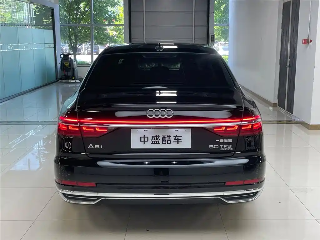 Audi A8 2022 A8L 55 TFSI quattro Luxury Collector's Edition фото 6