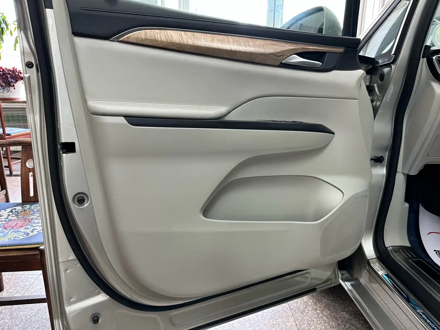 Buick GL8 2017 ES 28T Comfort Type China V фото 11