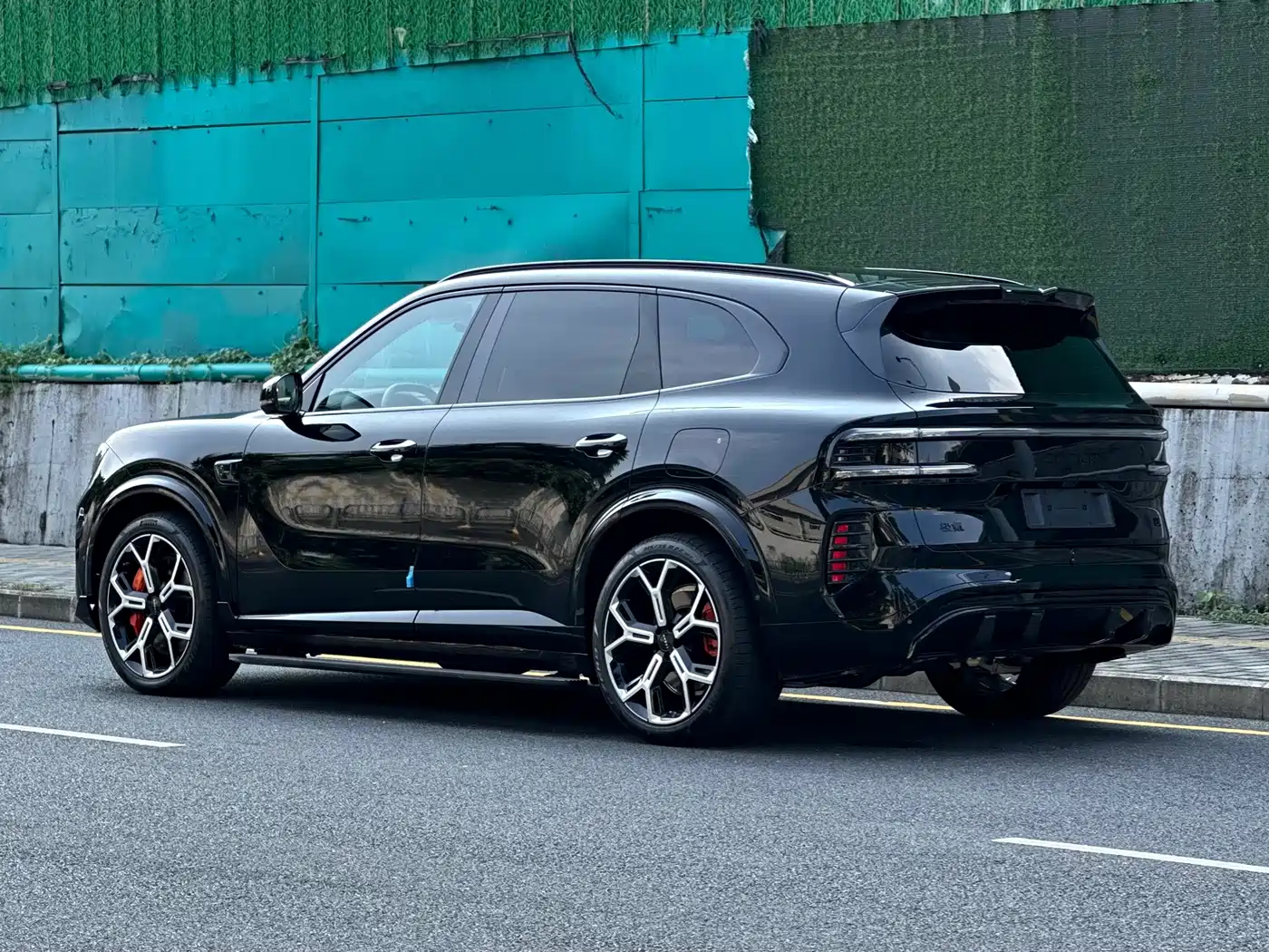 ZEEKR 8X 2026 2026 Model Dark Edition 5-Seater