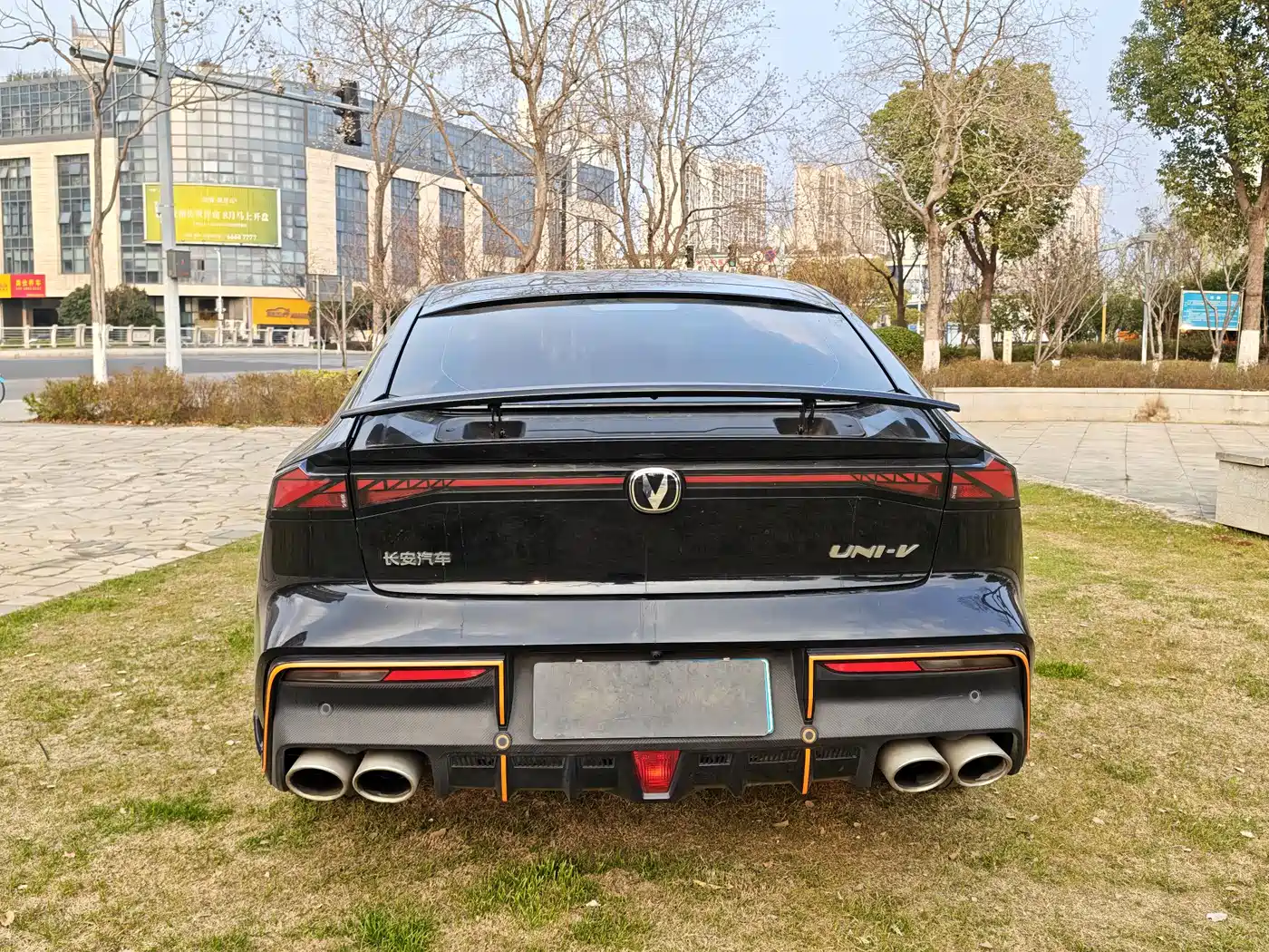 CHANGAN UNI-V