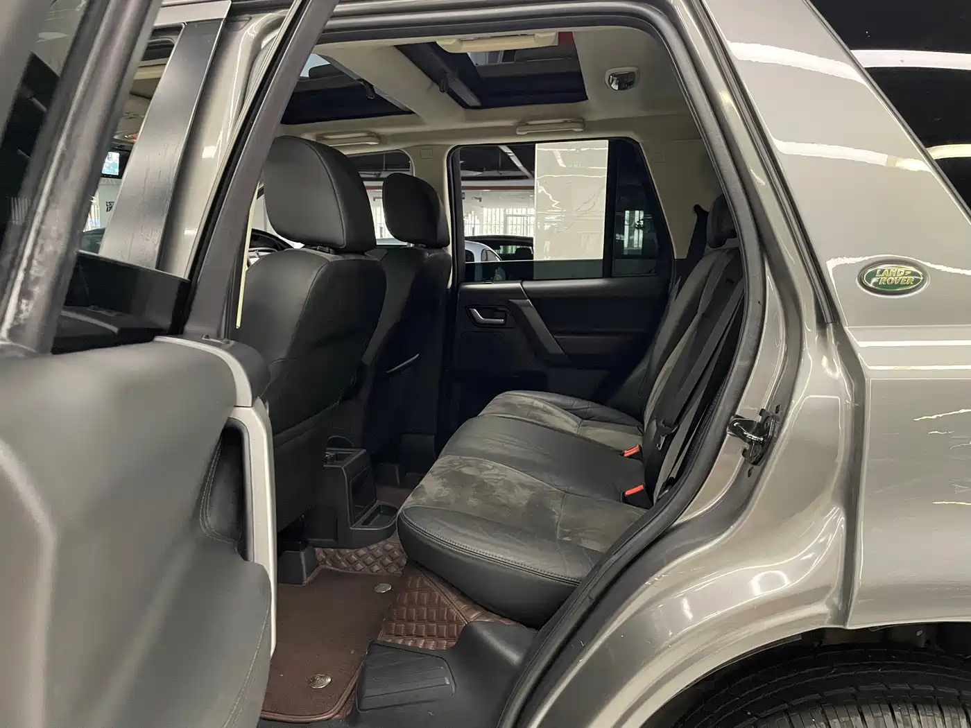 Land Rover Freelander 2 2010 2.2 TD4 Automatic HSE Diesel фото 8
