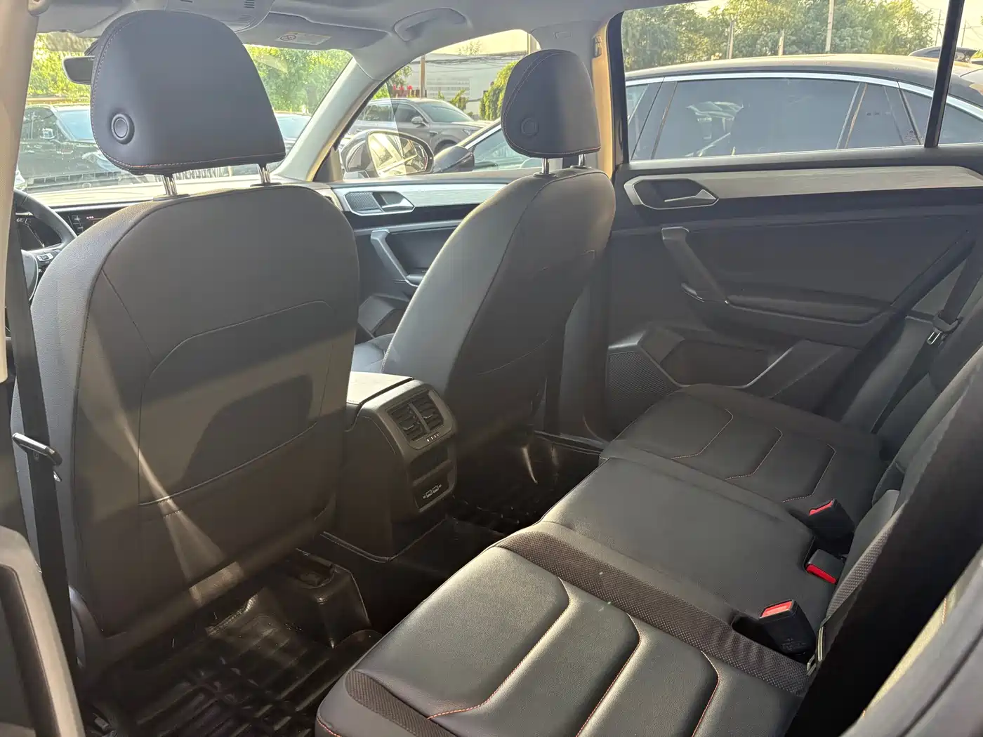 Volkswagen Tayron 2021 330TSI 2WD 30th Anniversary Edition фото 7