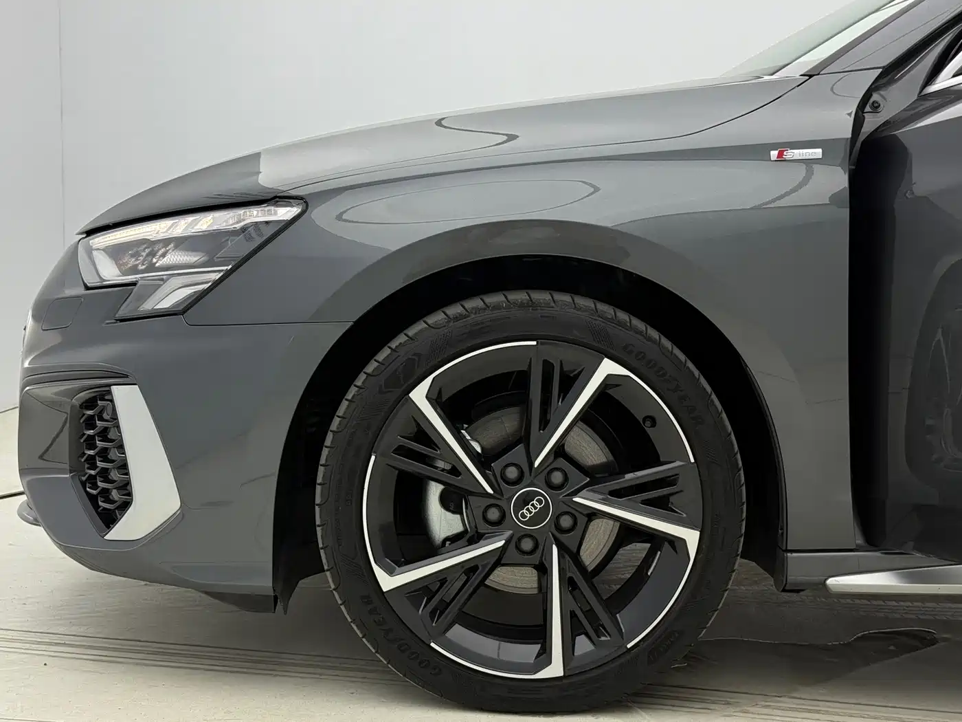 Audi A3 2023 Facelift Sportback 35 TFSI Fashion Sport фото 22