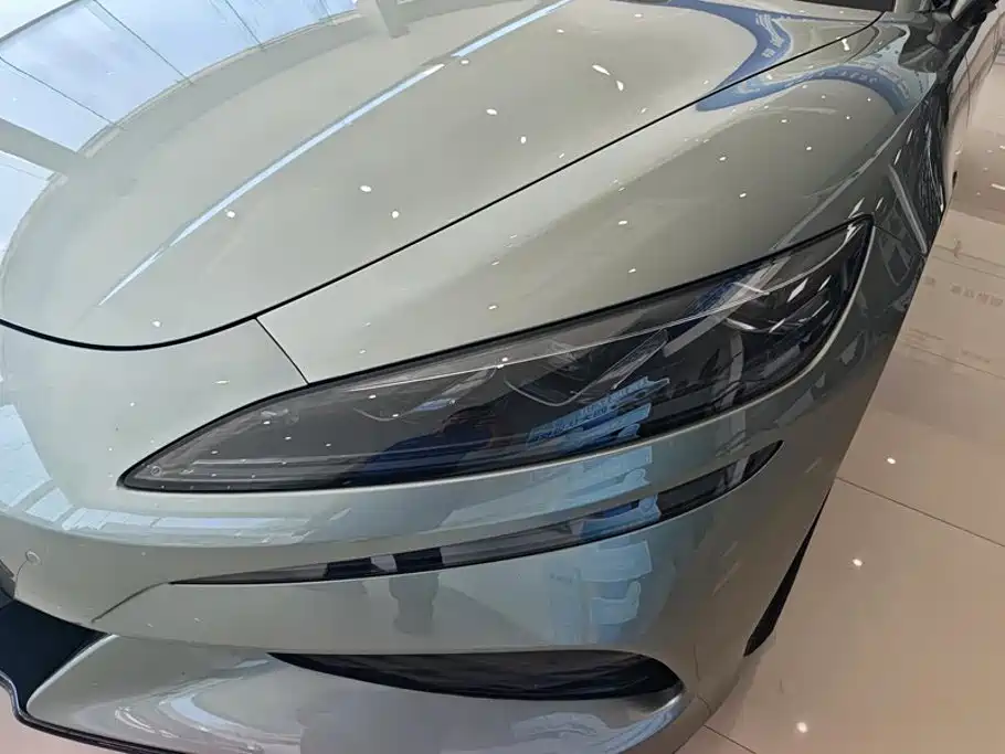 Denza Z9GT 2026 2026 Model Yi San Fang Flash Charge Performance Edition