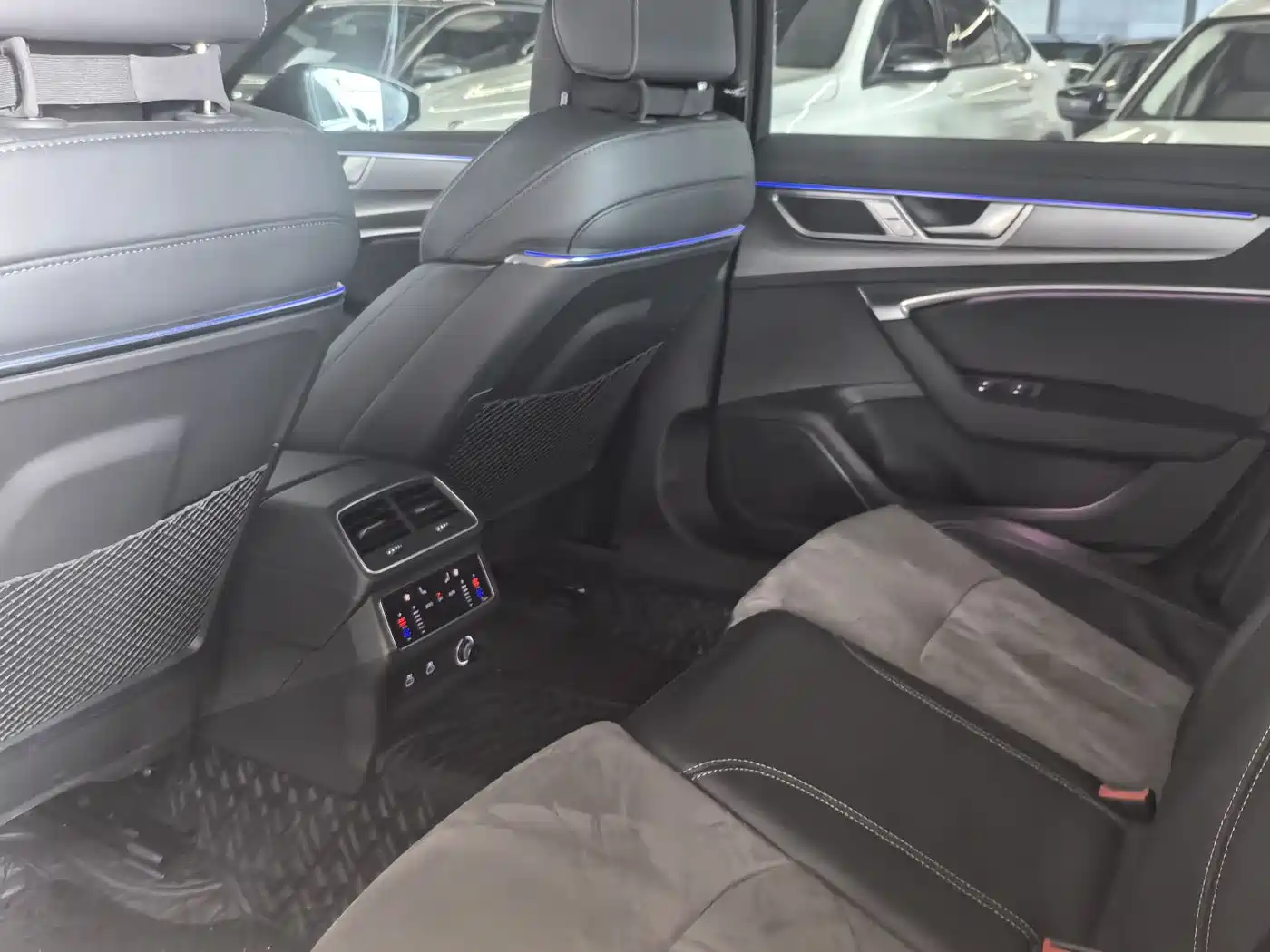 Audi A6L 2024 45 TFSI Premium Dynamic фото 9