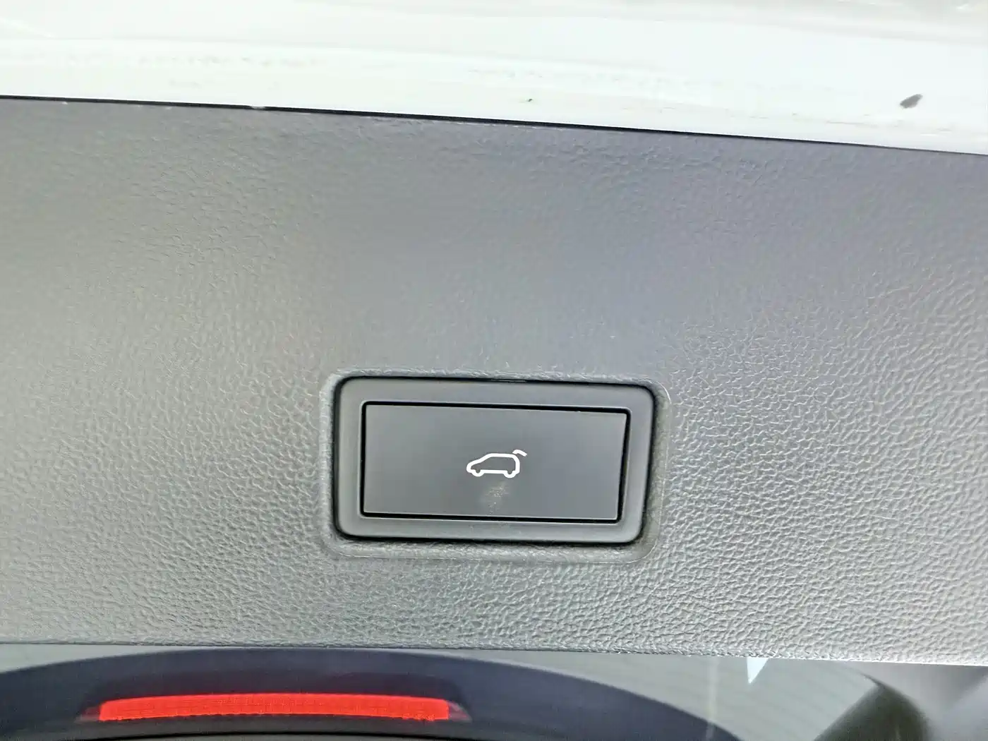 VOLKSWAGEN T ROC EXPLORING SONGS