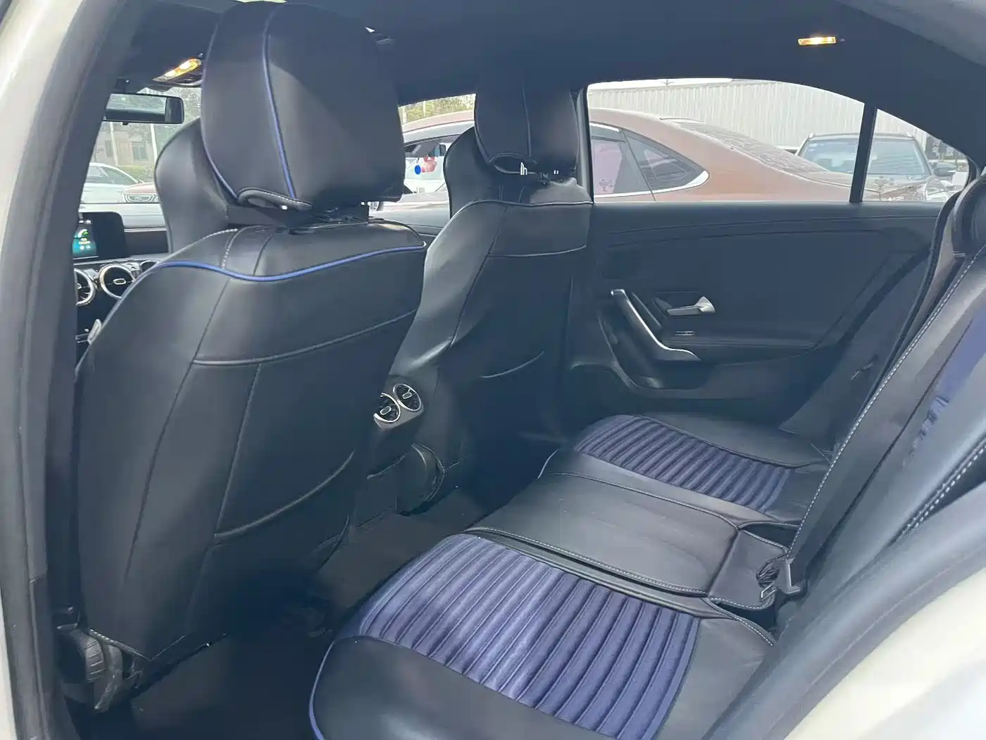Mercedes-Benz A-Class 2019 A 180 L Sport Sedan фото 7